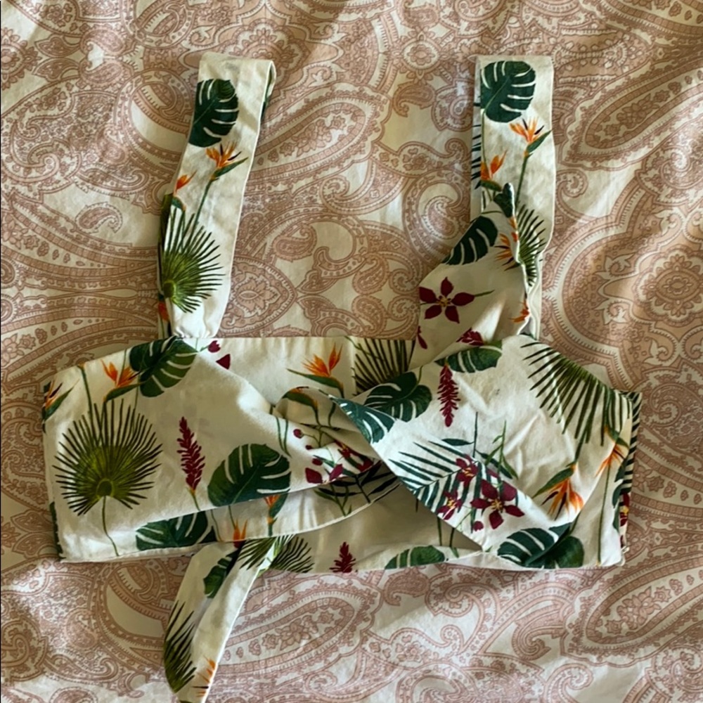 Hawaiian top🌺